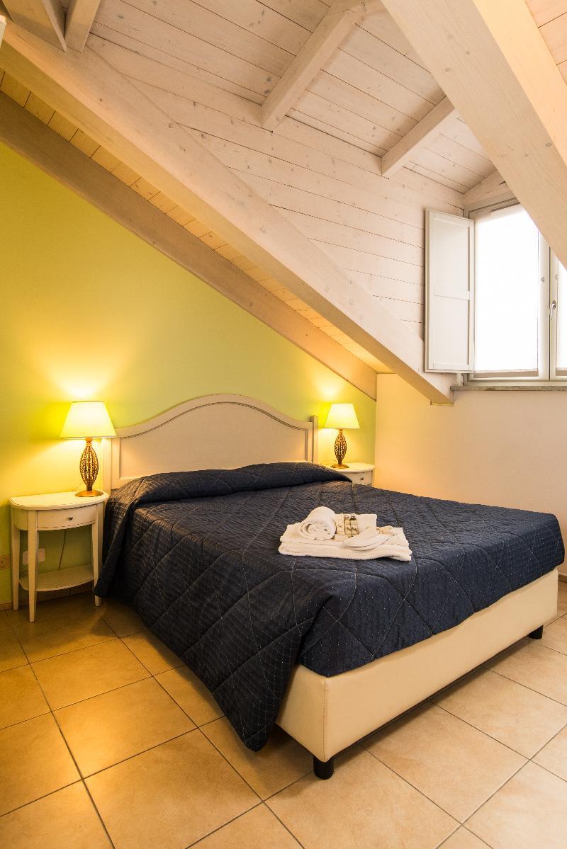 Santa Giulia E Aparthotel